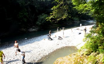 コテージ森林村 河原