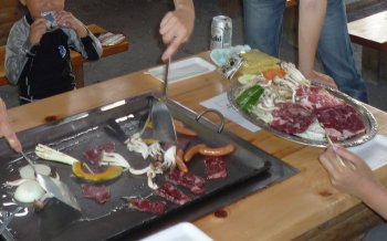 現地調達の食材