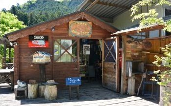 煉瓦堂 朱とんぼ 受付