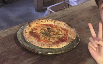 ピザが焼けました。完成!