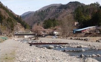 小菅村フィッシングビレッジ下流側