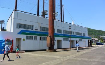 キャンプ場兼用トイレ