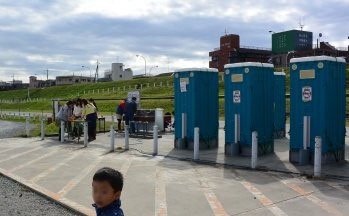 炊事場とトイレ