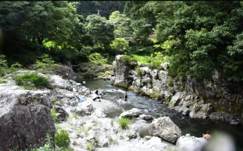 十里木ランド 上流側