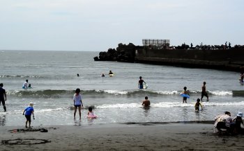 大磯海水浴場の海岸