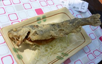 ニジマスの唐揚げ