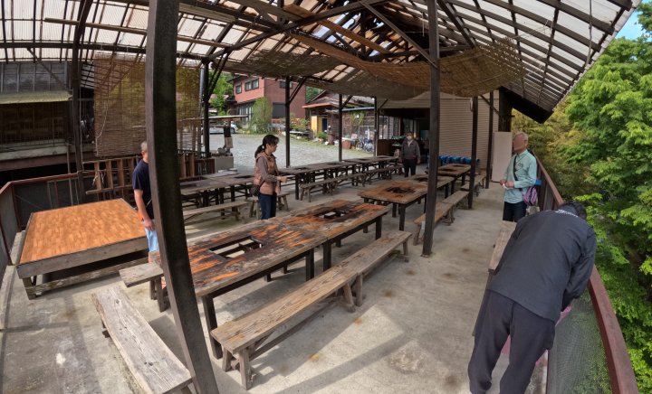 屋根付きサイト