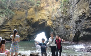 龍宮窟(りゅうぐうくつ)