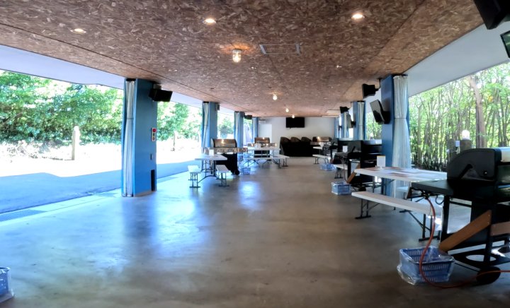 バーベキューエリア