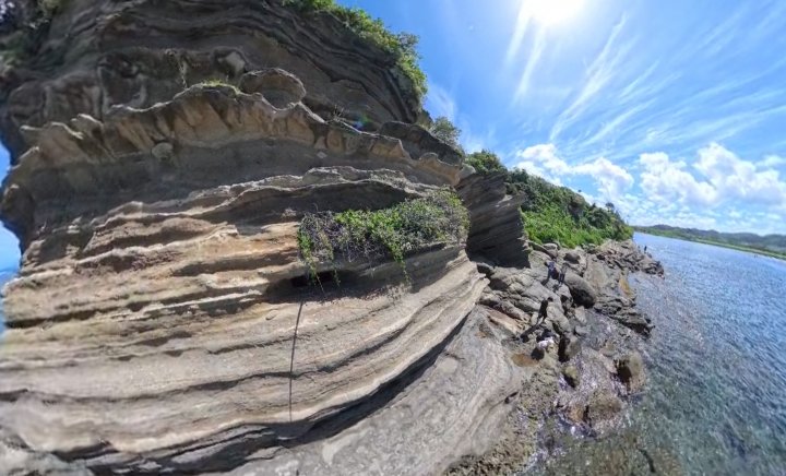 横穴ののぞき窓